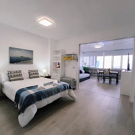 El Barco Azul Sunset Apartment *